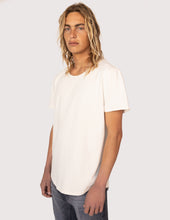 Load image into Gallery viewer, VINTAGE ESSENTIAL TEE WHITE